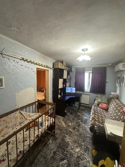 На продажі частина будинку на Кущівці