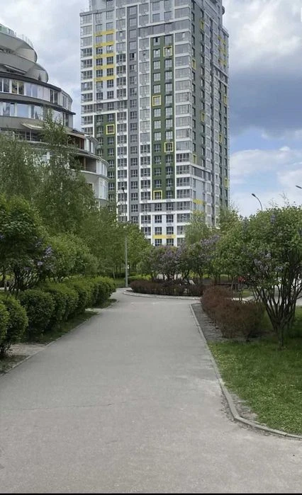 Продаж 1к кв в ЖК Паркове Місто