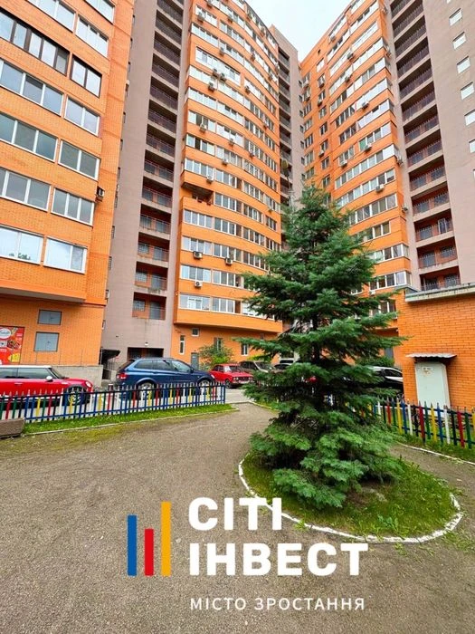 I will sell a 2-room apartment, Molodizhny residential complex, Oleksiyevskaya!