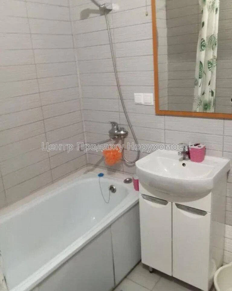 Продаж 1-кімн. квартири, 27 м², 14/16 поверх, Київ. Відмінне