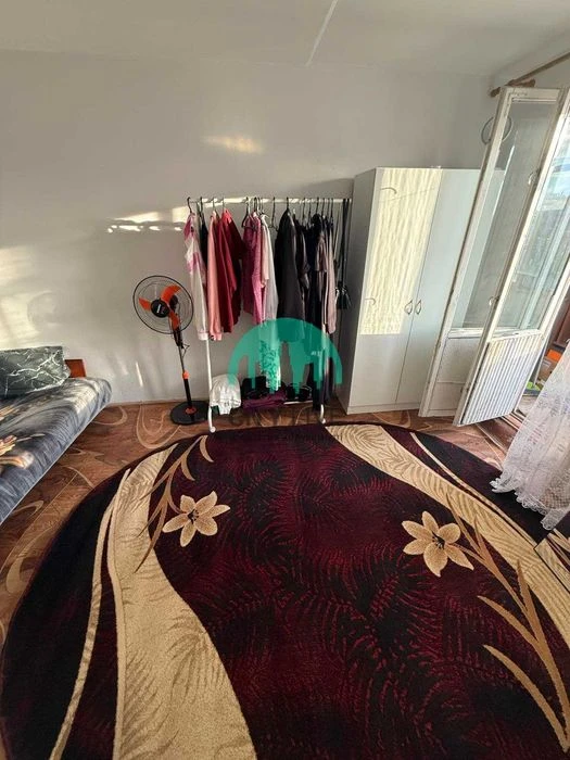 Продаж 1-кім квартири з ремонтом біля ВелМарту (63)