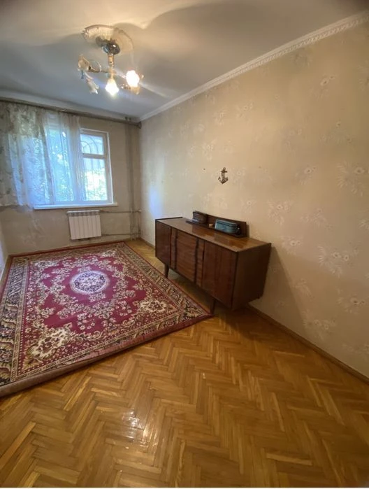 ‼️Черемушки ‼️Продам просторную квартиру с лоджией 15М2 Фила