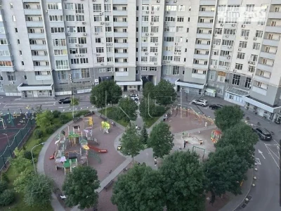 Sale of 1-room apartment 105.8 sq. m on Volodymyr Ivasyuk Ave.