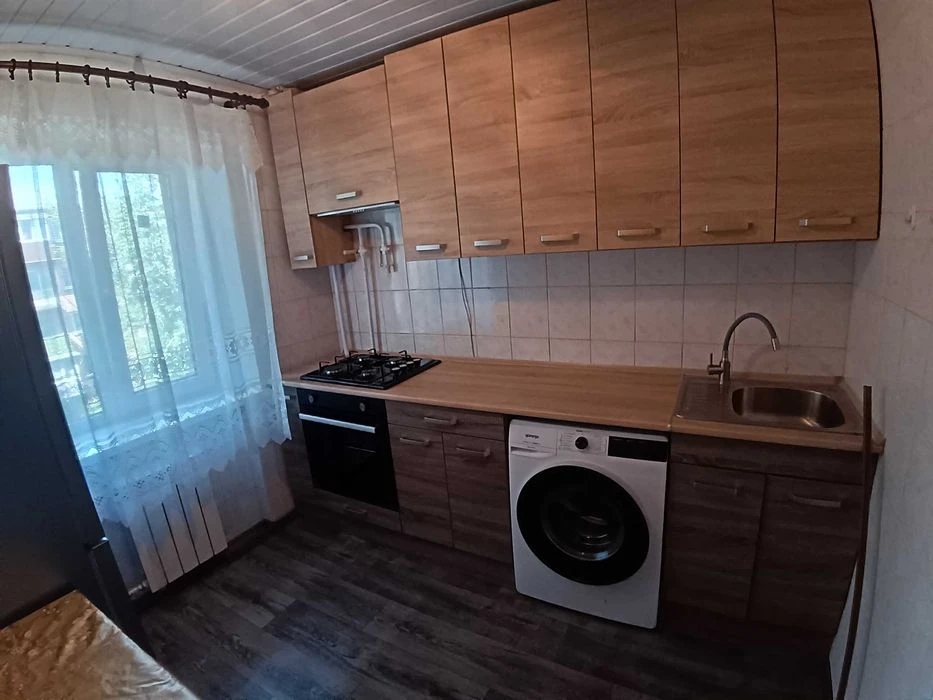 L Продам 3х комнатную квартиру на Холодной горе