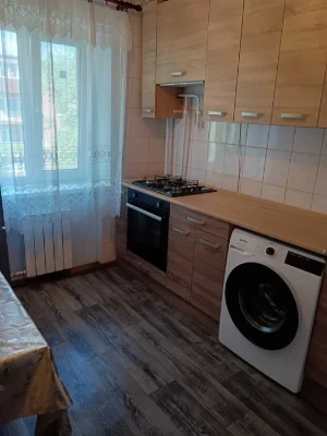 L Продам 3х комнатную квартиру на Холодной горе