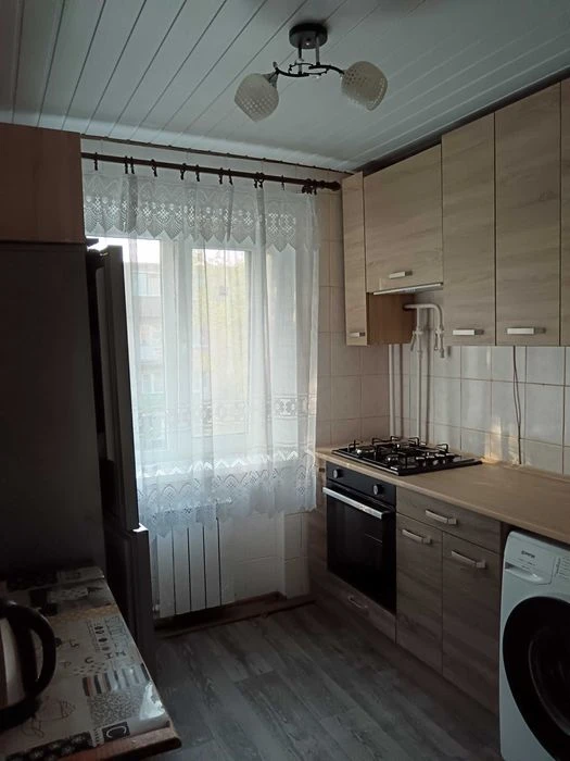L Продам 3х комнатную квартиру на Холодной горе
