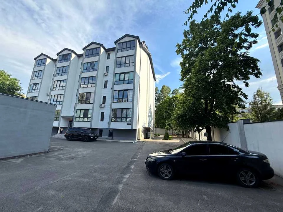 Квартира. Днепр, Березинская ул., (Дом)