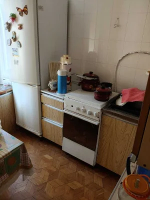 Продам 2-комнатную квартиру на Черняховского/Тенистая. Пл. 1