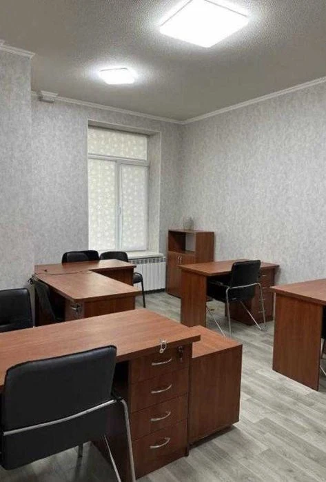 Продам 2 комнатную квартиру на Холодной горе в кирпичном дом