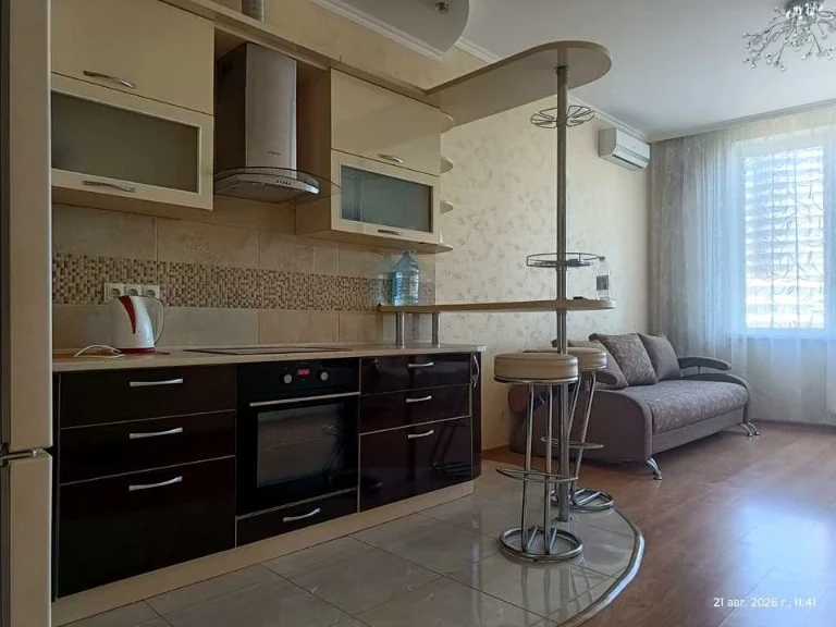 Квартира. Одесса, Литературная ул., 12а, к.
