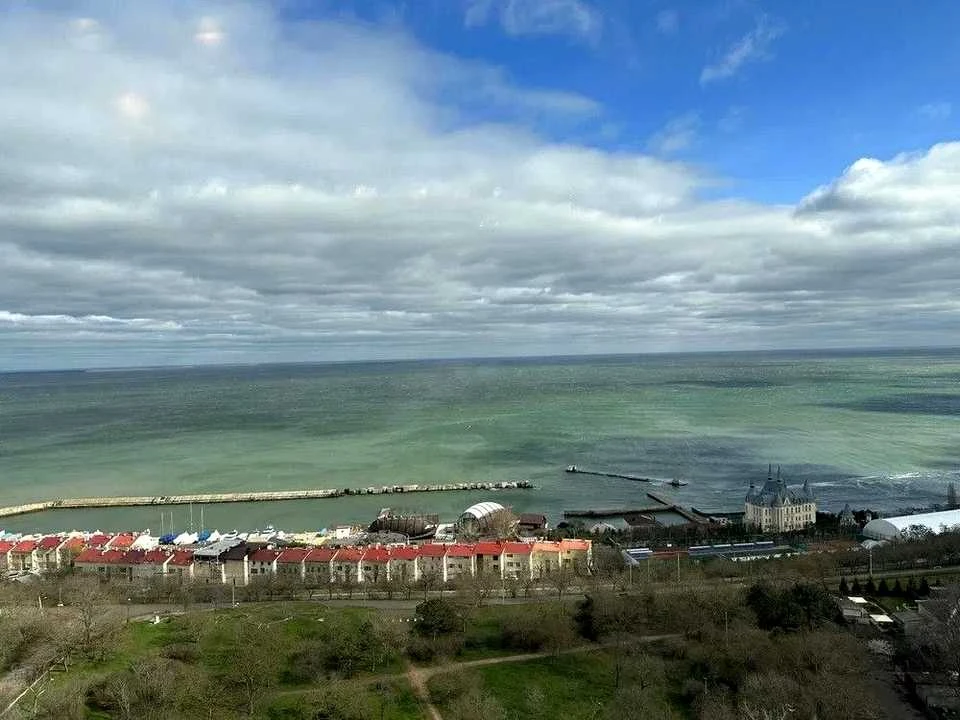 Квартира. Одесса, Литературная ул., 12а, к.