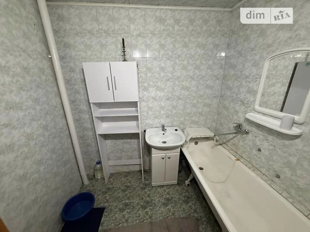 Sale of 3-room apartment 90.1 sq. m. on Larisa Rudenko St. 21A • I