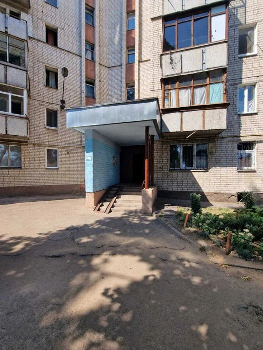 Продаж 1-кім.квартири під ремонт в районі Сєдова