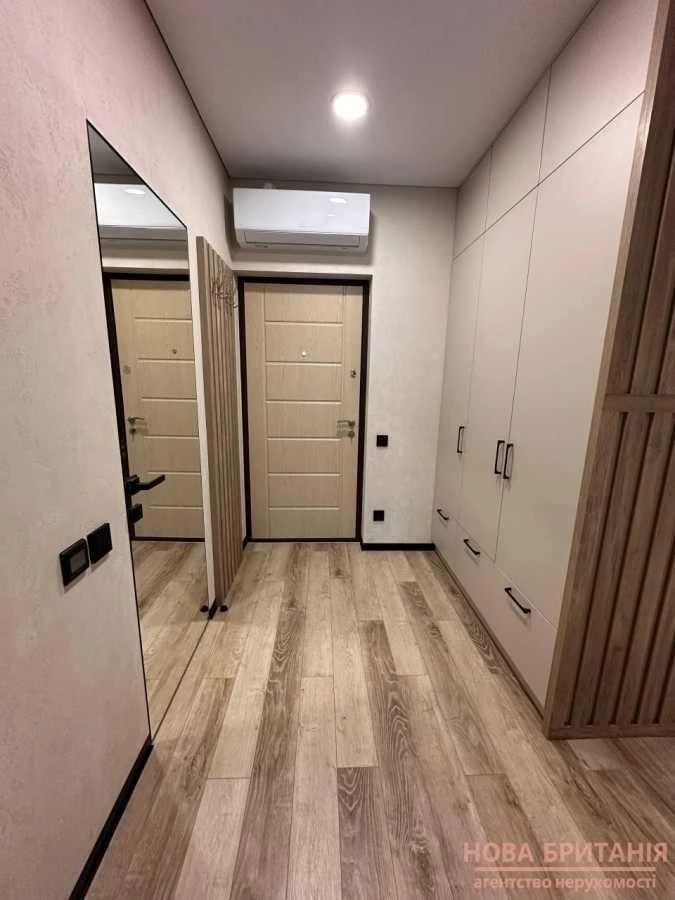 Продаж 1-кімнатної квартири 41.11 м², Михайла Максимовича ву