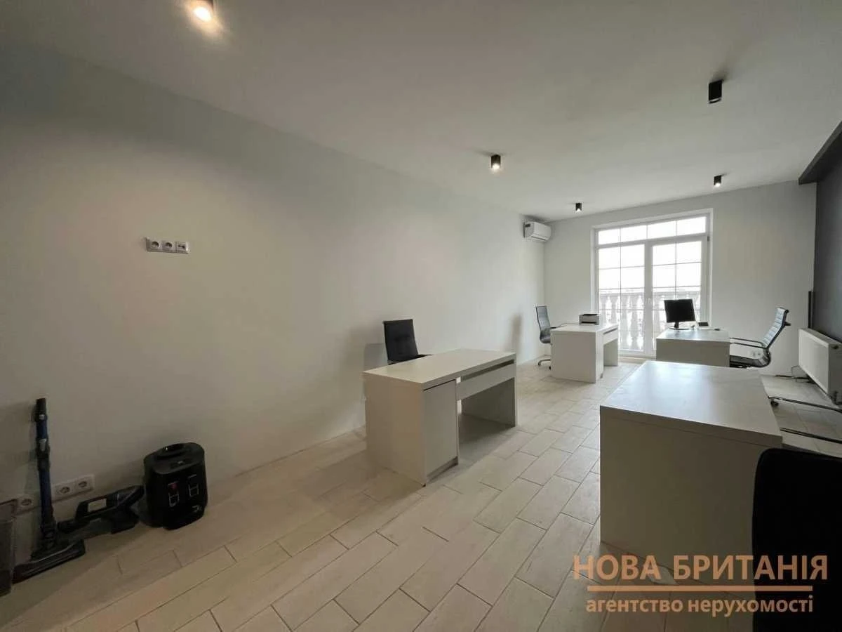 Продаж 1-кімнатної квартири 38 м², Михайла Максимовича вул.,