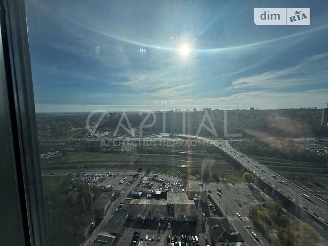 For sale 4-room apartment 200 sq. m. on Zvirynetska St. 70 • ID 347