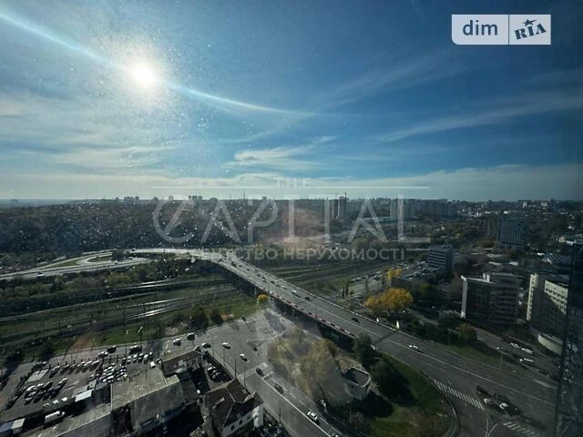 For sale 4-room apartment 200 sq. m. on Zvirynetska St. 70 • ID 347