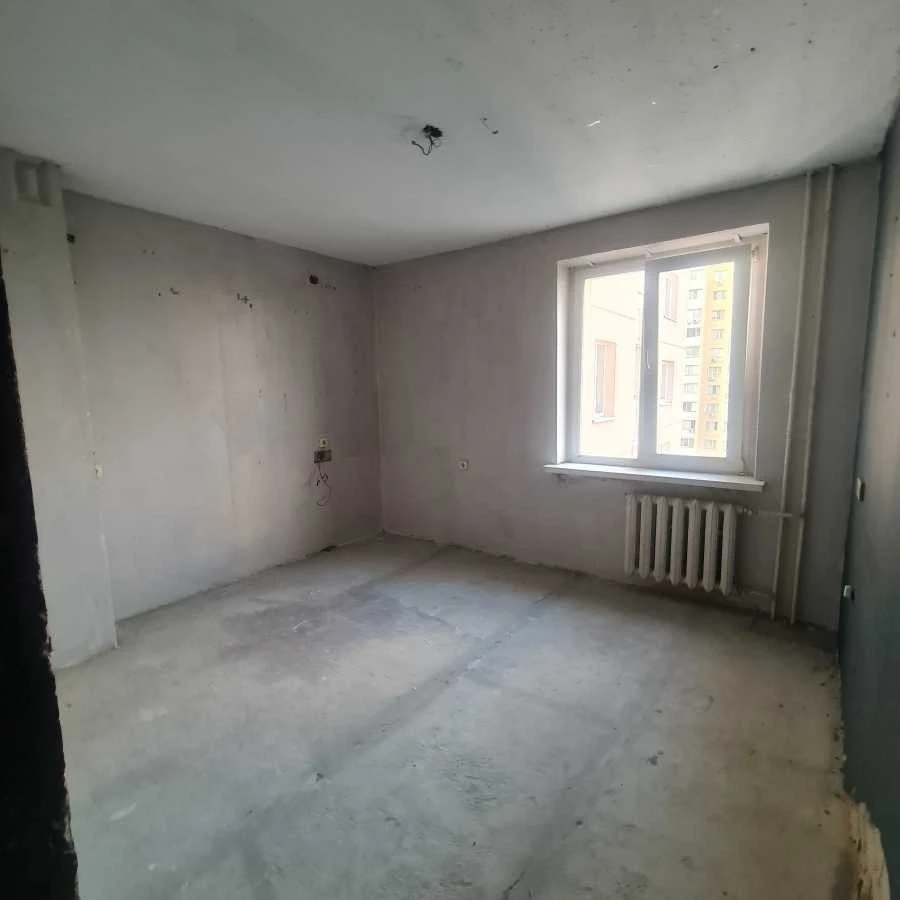 Продаж 2-кімнатної квартири 73 м², Дарницький бул., 8