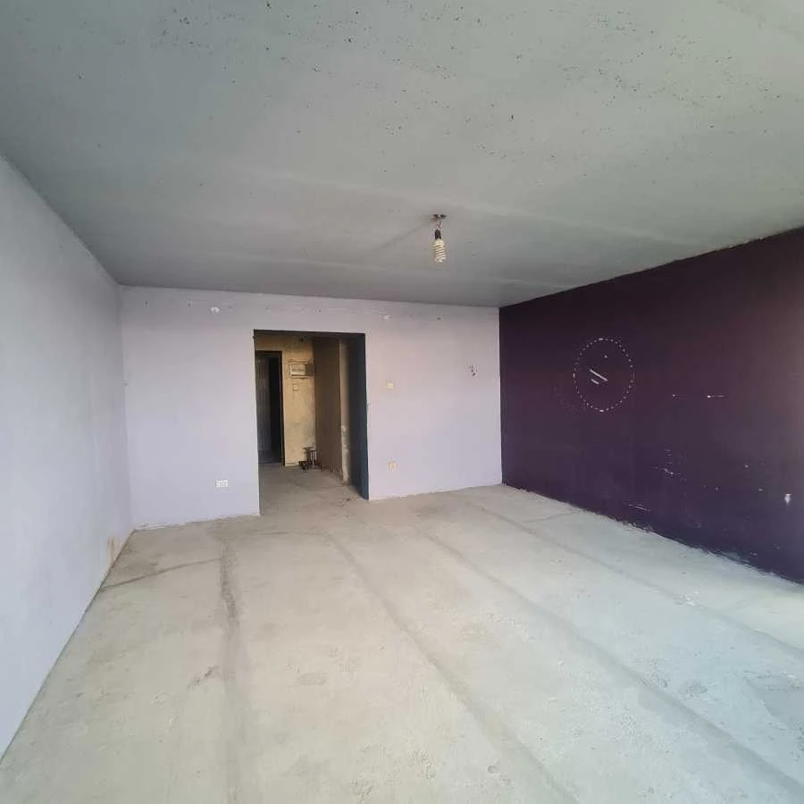 Продаж 2-кімнатної квартири 73 м², Дарницький бул., 8
