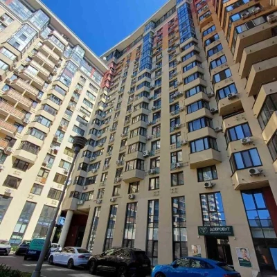 Продаж 3-кімнатної квартири 103.7 м², Михайла Донця вул., Ло