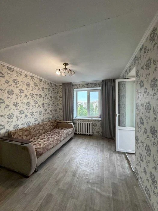 Продам 2-квартиру на Таирова, Левитана.