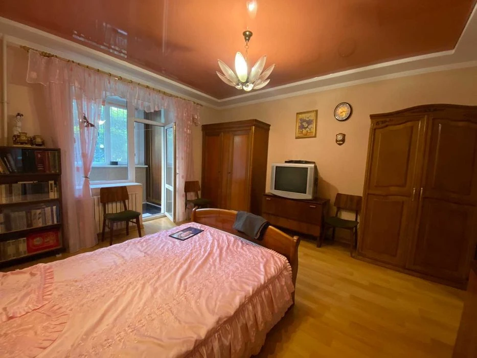 Продам 2к квартиру з ремонтом вул. Євгена Чикаленка (Вільямс