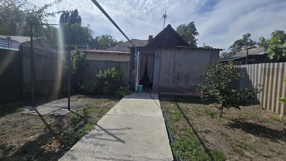 Продаж частини будинку в окремому дворі район Бобринецький ш