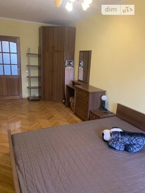 Довготривала оренда 3к квартири на вул. Пантелеймона Куліша