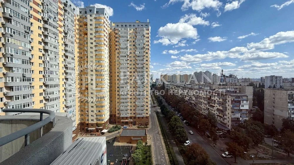 БЕЗ%.Продаж 2к квартири з ремонтом в ЖК Міністерський