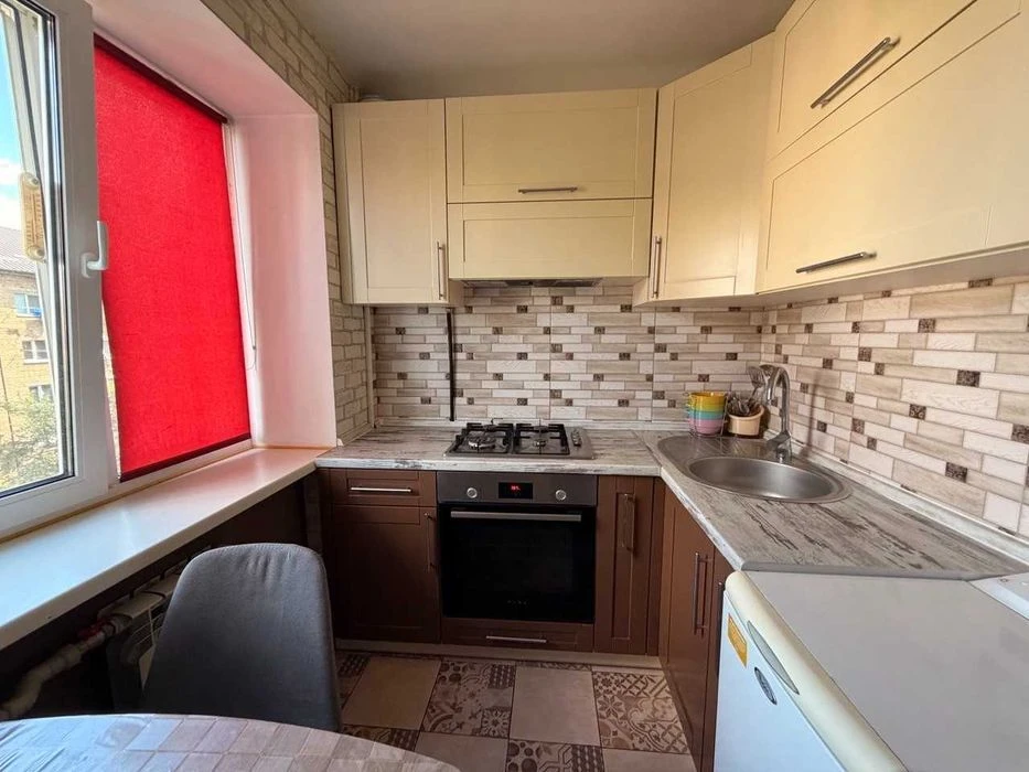 Продаж 2-кімнатної квартири/45м2/Нова Дарниця/Дарницький р-н