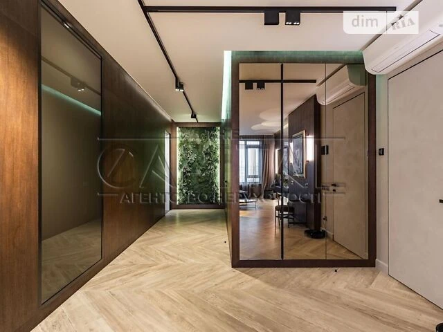 Sale of 3-room apartment 123 sq. m on Saperne Pole st. 5A • ID 34