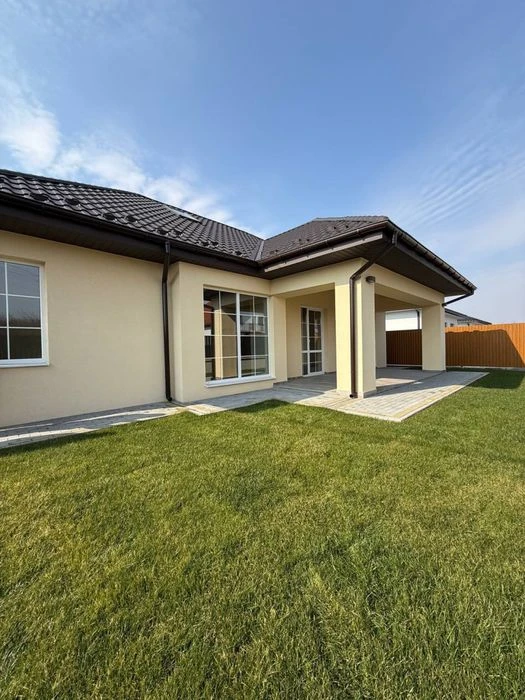 Продаж американки в м. Ужгород, район Садовий (дальній)