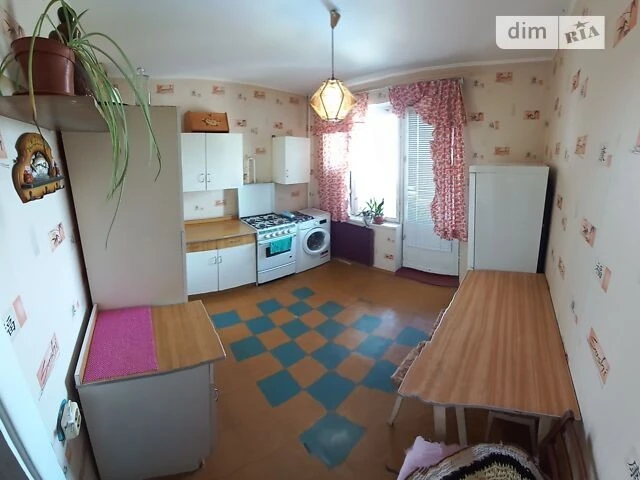 Довготривала оренда 1к квартири на просп. Леся Курбаса 11/19