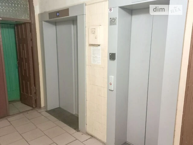Довготривала оренда 1к квартири на просп. Леся Курбаса 11/19