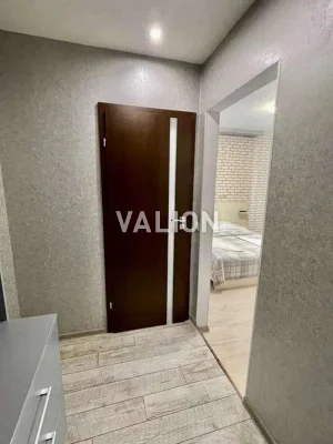 Продаж 2-кімнатної квартири по вул. Драгоманова, 2А