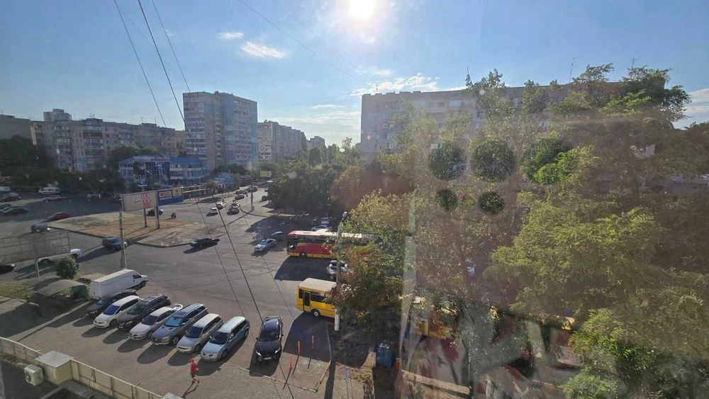 Продам 2 комнатную чешку на Таирова. Академика Королева