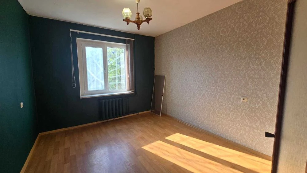 Продам 2 комнатную чешку на Таирова. Академика Королева