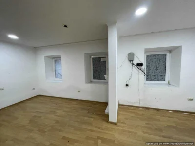 Продаю однокомнатную  квартиру в Центре д1