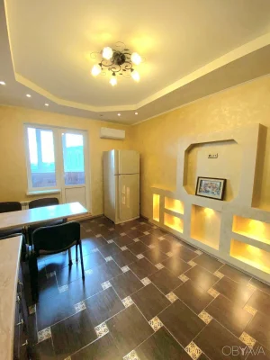 Оренда 3кім. 84м.кв.метро Васильківська, Максимовича 9А.