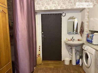 Продаж кімнати 23 кв. м на вул. Святошинська 42 • ID 3478614