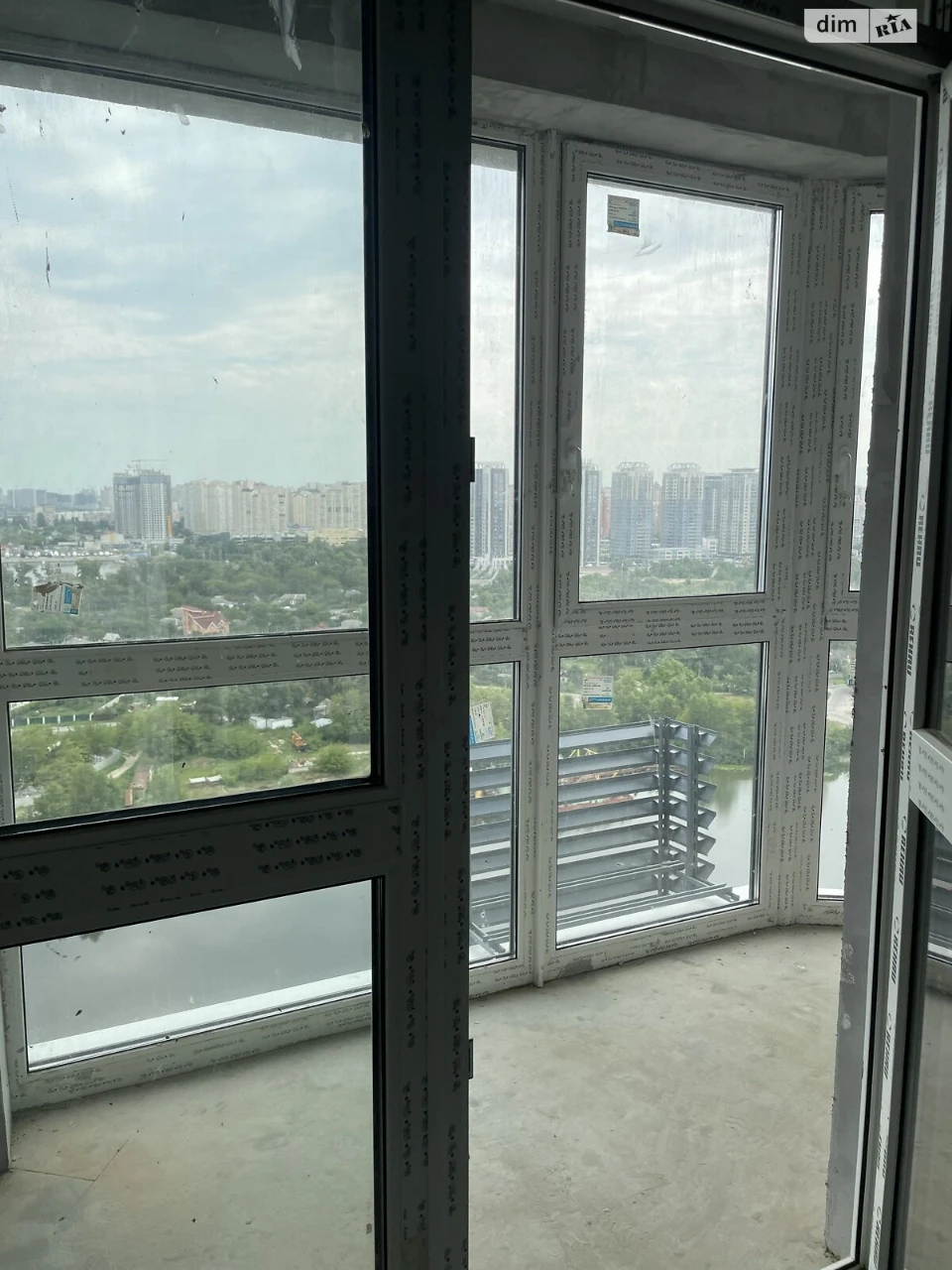 Продаж Квартира Дарницький