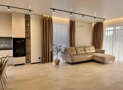 Продаж Дуплекс 180 кв. м., 5 соток, з сучасним ремонтом, 3 с