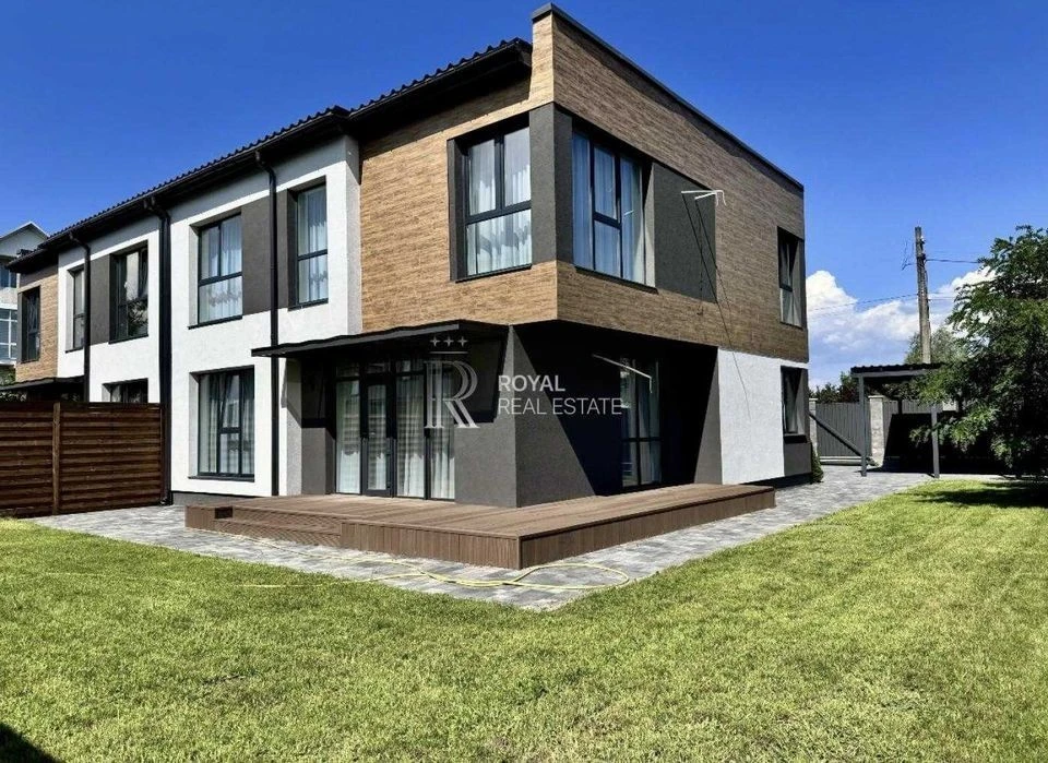 Продаж Дуплекс 180 кв. м., 5 соток, з сучасним ремонтом, 3 с