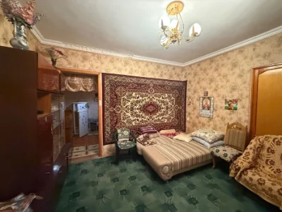1 кімнатна  квартира в центре міста Коблевська/ Новосельског