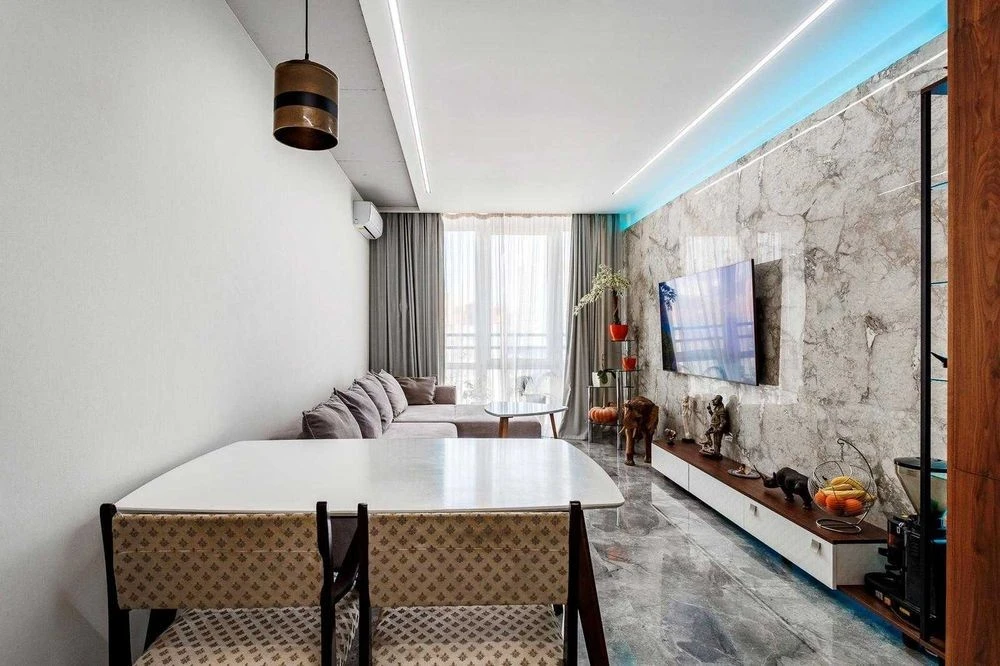 2-room apartment with renovation 62 sq.m. in the Seven Seven residential complex, Osokorki, Slav