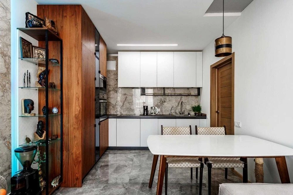 2-room apartment with renovation 62 sq.m. in the Seven Seven residential complex, Osokorki, Slav
