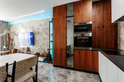 2-room apartment with renovation 62 sq.m. in the Seven Seven residential complex, Osokorki, Slav