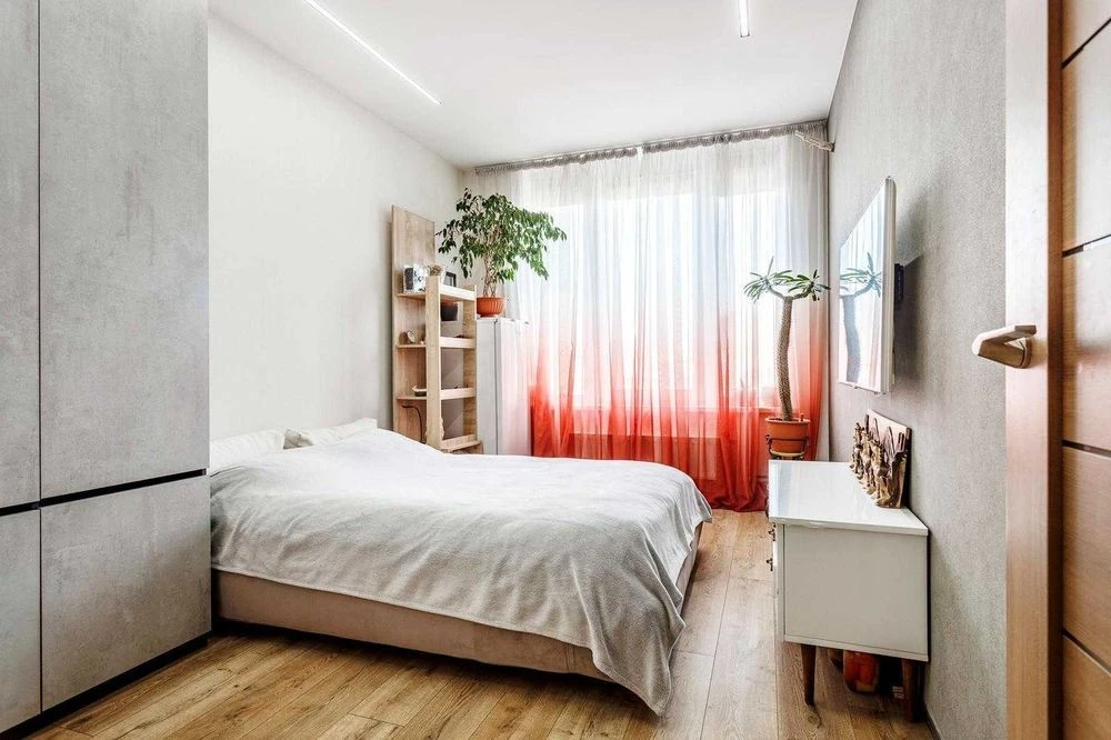 2-room apartment with renovation 62 sq.m. in the Seven Seven residential complex, Osokorki, Slav