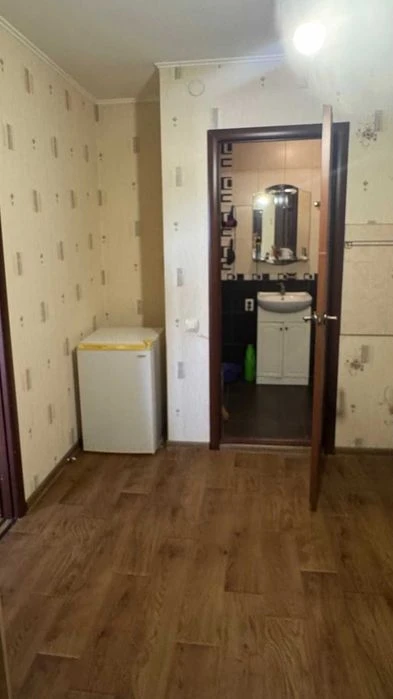 Продаю 1к кв 2/2 Центр.