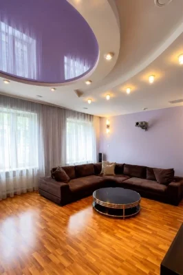ПЕНТХАУС 350 м² із власним ЗИМОВИМ САДОМ у центрі міста Кроп